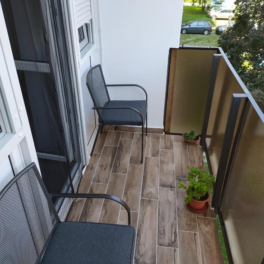 Krenusz Vendeghaz. Apartment Kaposvar Luaran gambar