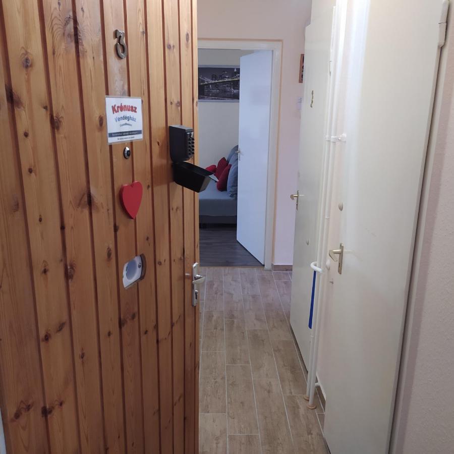 Krenusz Vendeghaz. Apartment Kaposvar Luaran gambar